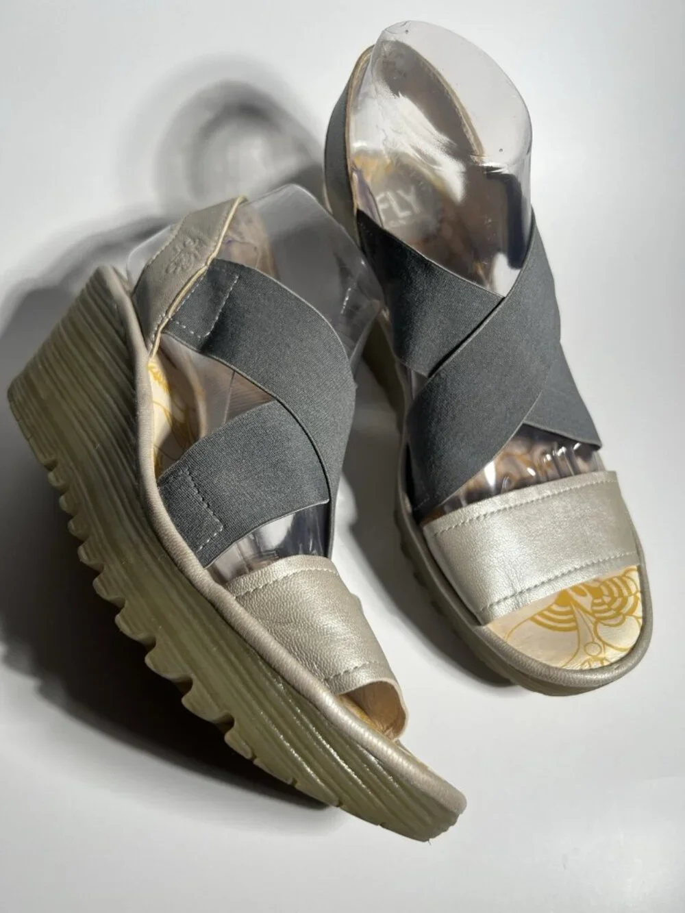 Fly London Yayi Bognor Leather Mary Jane Shoes Women’s EU 39 US 8.5